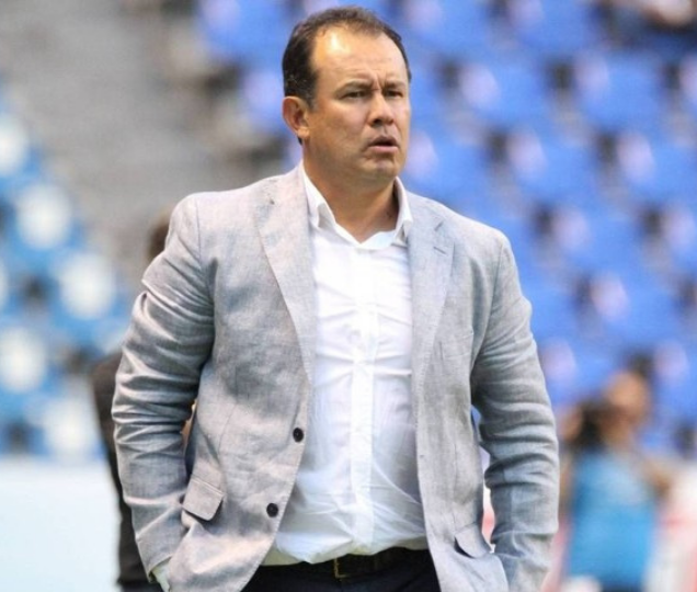 Confirmed Juan Reynoso to lead Yoshimar Yotún in Cruz Azul