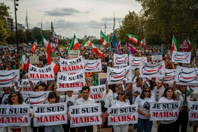 Families of Iran's Protest Victims Denied